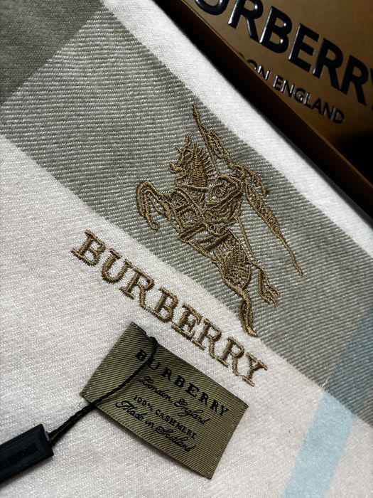 Cachecol Burberry