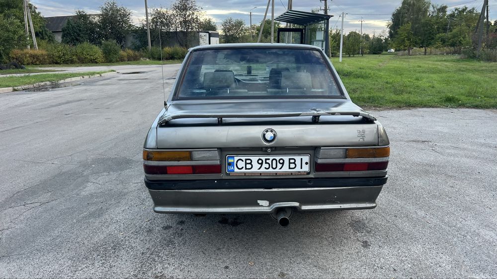 Bmw e28 2.7 бенз/газ