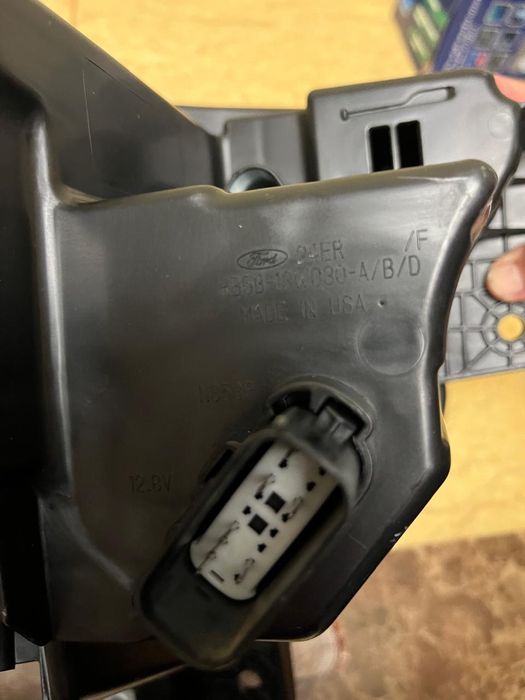 Фара Ford Explorer ліва права 2025 2026 Full Led оригінал USA