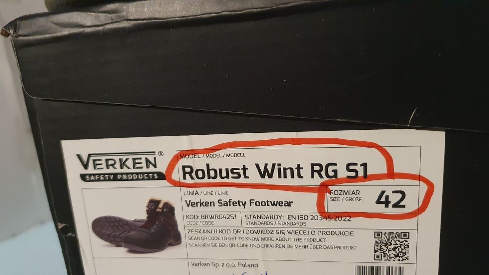 Buty nowe męskie robocze ocieplane ze stalowym podnoskiem rozmiar 42