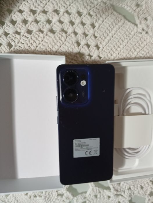 Vendo smartphone OPPO Reno SF 5G.