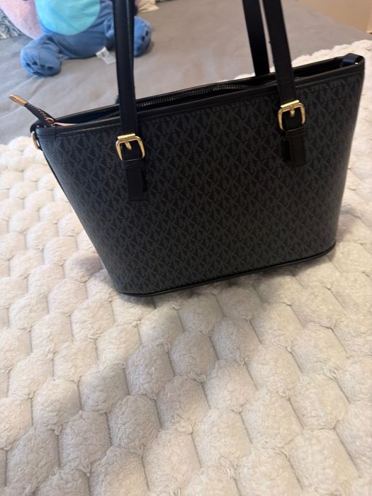 Bolsa MK como nova