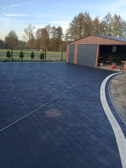 Układanie kostki brukowej