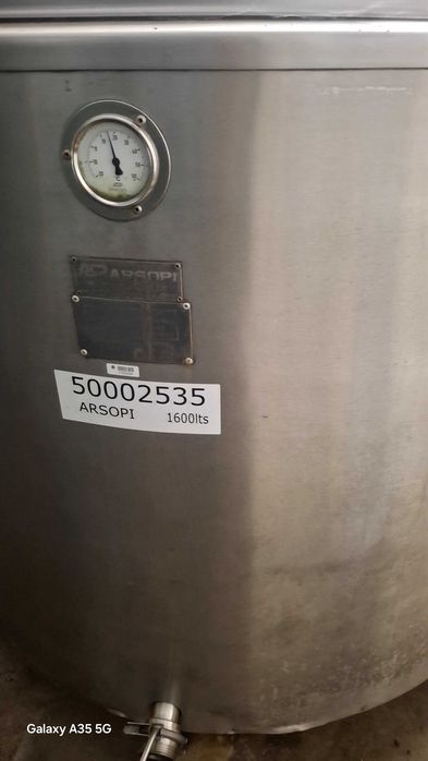 Ordenha mecânica de bovinos