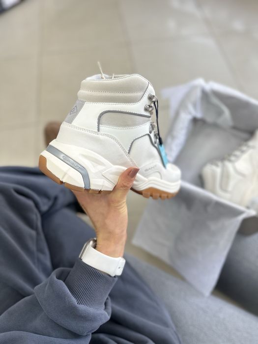 Жіночі оригінальні зимові чобітки Gant Lawanda 23533137 G255