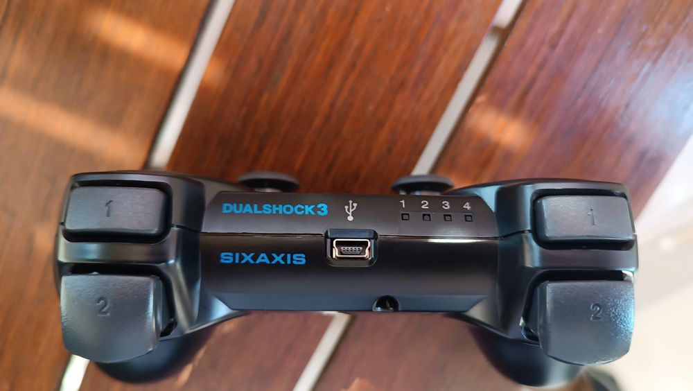 Comandos DualShock  PlayStation 3 avariados.