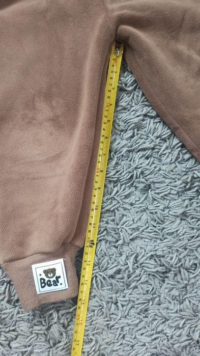 Стильний теплий костюм