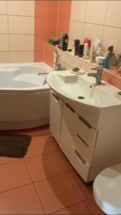 Продам 2х поверховий будинок в Русской Лозовой 160 м2