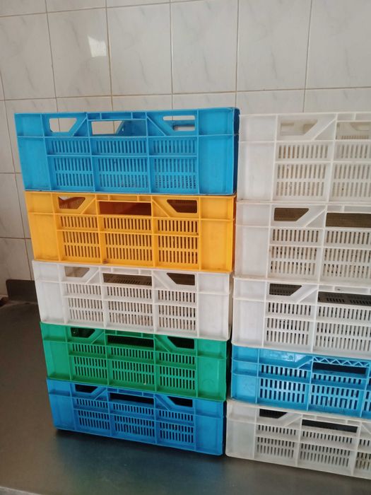 Pojemniki plastikowe 40x60