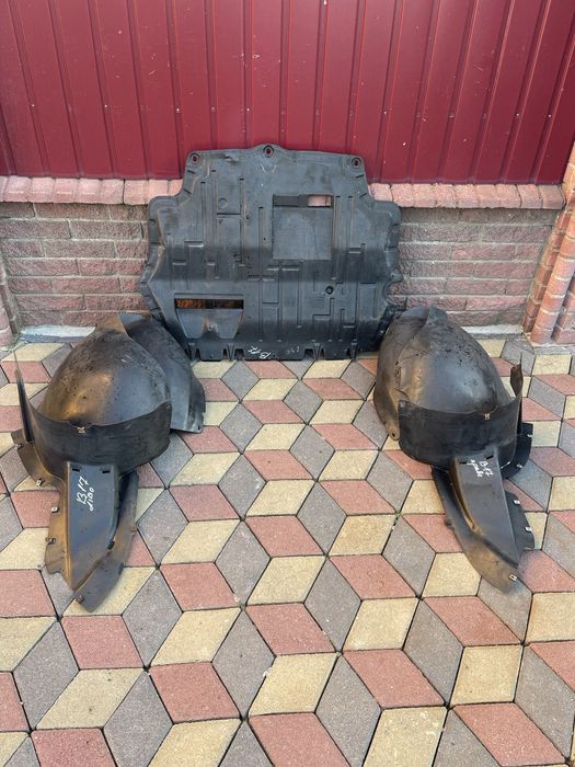 Підкрилок Локер Захист Двигуна VW  Volkswagen Passat B6 B7 Golf 5  6