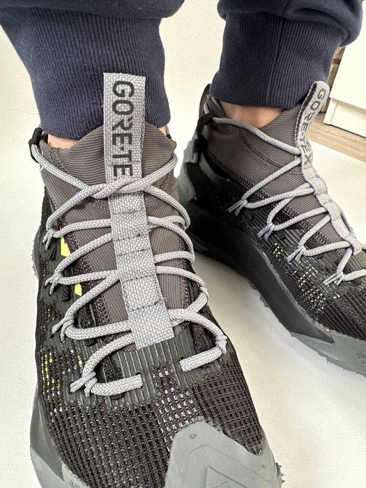Без передплати Бомбические мужские кроссовки Nike acg Mountain Fly 2