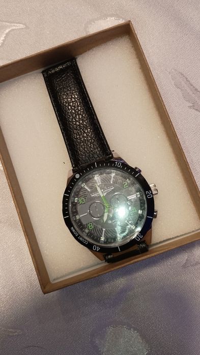 Zegarek z skórzanym Paskiem dla Mężczyzn