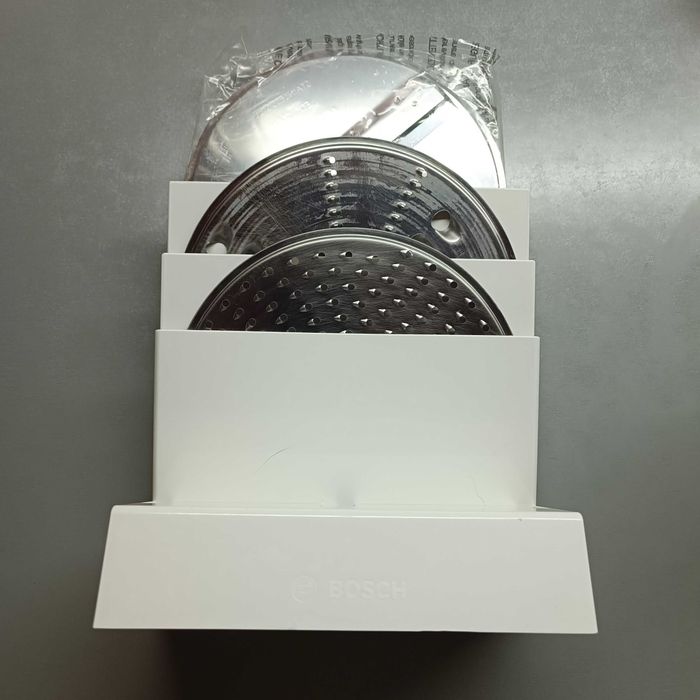 Комбайн bosh MUM4875 EU/05 на запчастини