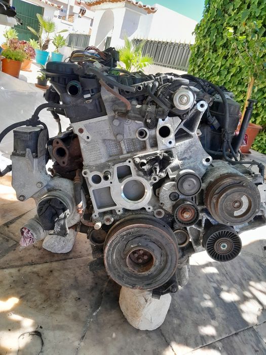 Vendo peças de BMW e 91 de 2008 muito material motor 177 cv impecável motivo de venda desocupar