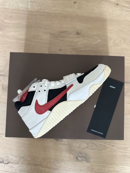 Jordan Jumpman Jack TR 'Travis Scott University Red' 37.5