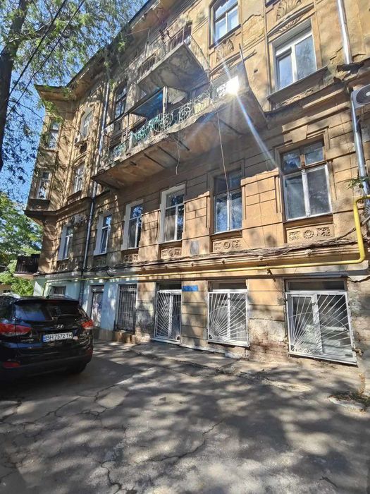 Сдаю 2х ком квартиру район Привоза