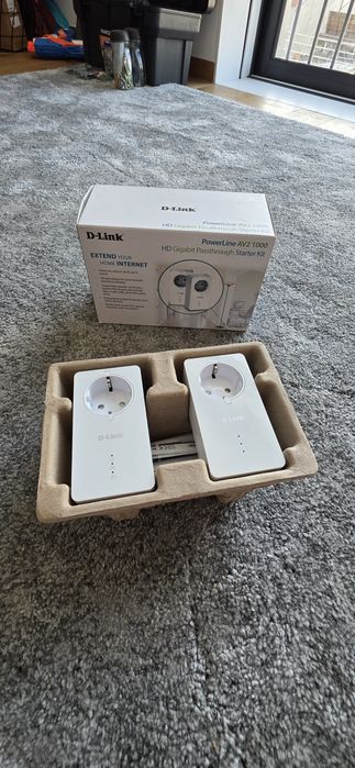 D-Link PowerLine AV2 1000 HD Gigabit Passthrough Starter Link