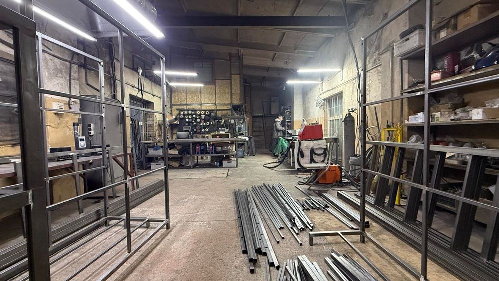 Виробничо-складський комплекс 668м2, вул. Віскозна, 3 Деснянський р-н