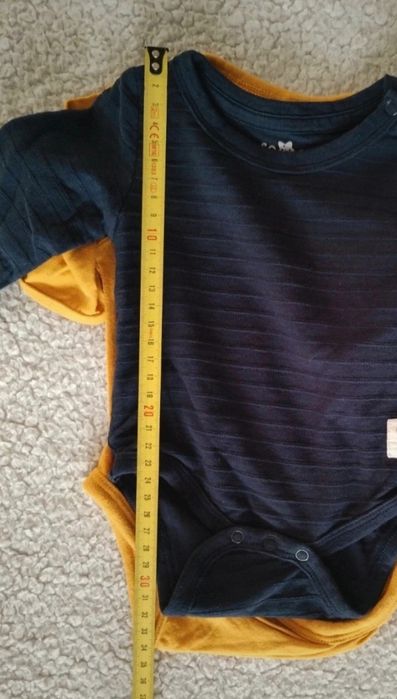 Body z długim rękawem chłopięce rozm. 62