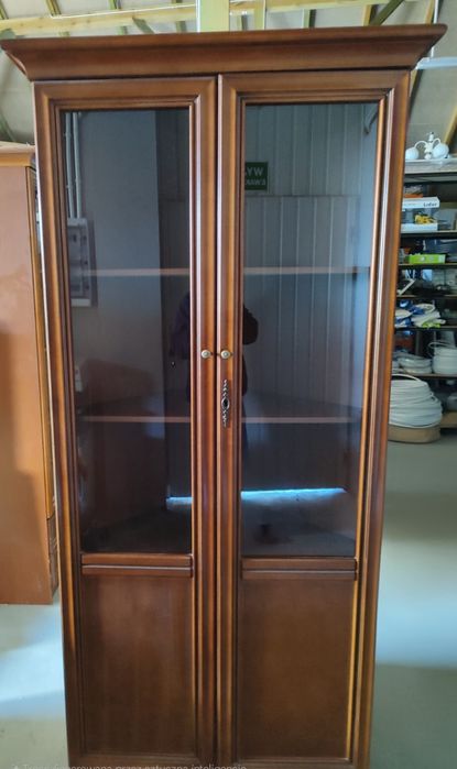 OKAZJA! Sprzedam elegancki kredens z witryną i witrynę narożną
OKAZJA!