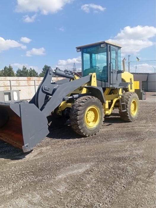 Продам фронтальный погрузчик XCMG ZL-30G (Китай
