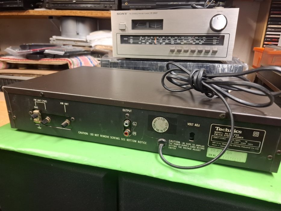 Tuner Technics ST-Z22