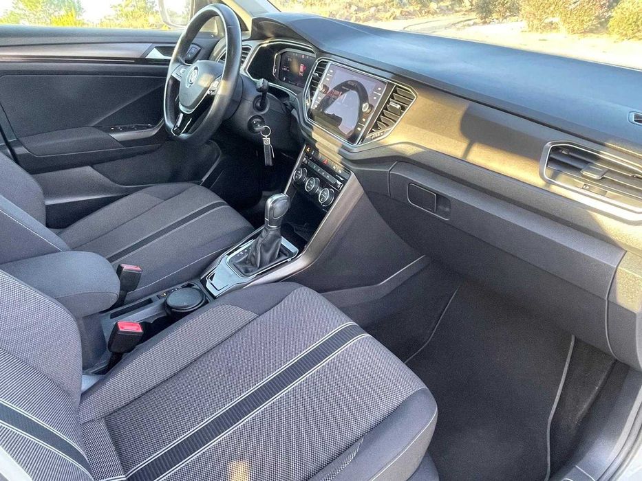 Volkswagen T-Roc — fotografia 9