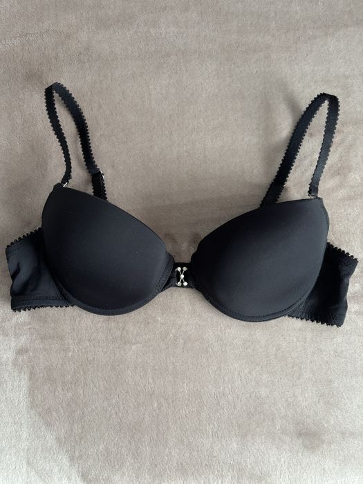 Czarny biustonosz z push-up’em, Intimissimi
