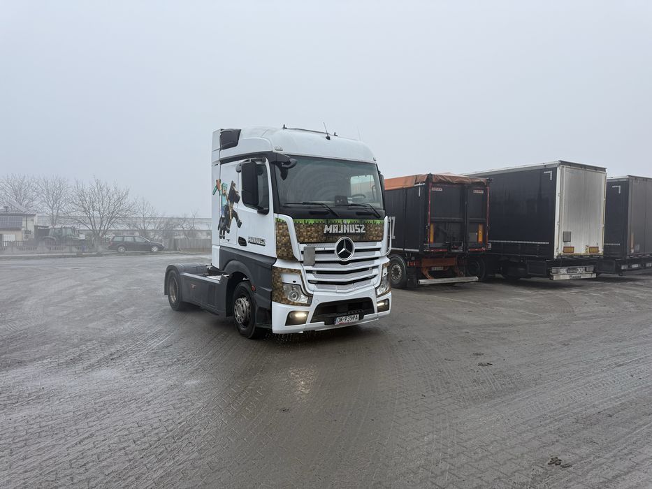 mercedes actros 1845