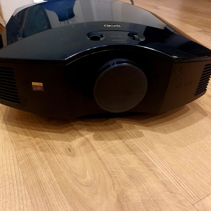 Projektor SONY VPL-HW15