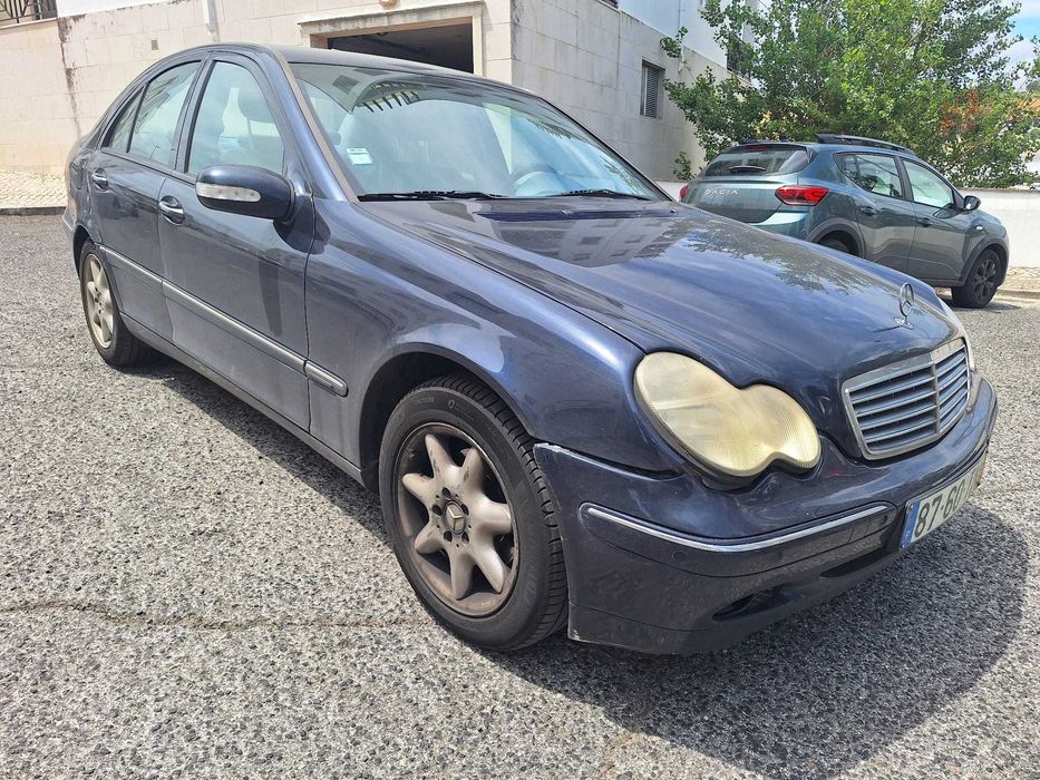 Mercedes C220 Cdi Avantgard - LER ANUNCIO