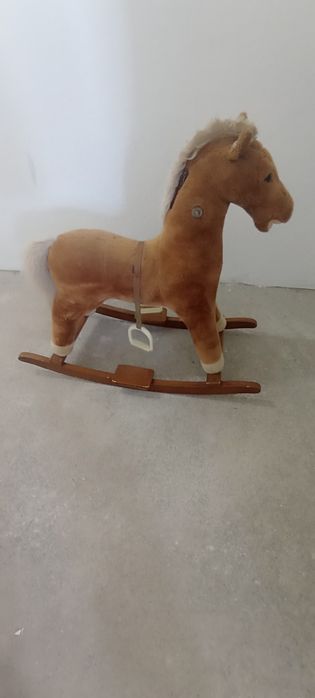 Cavalo de madeira