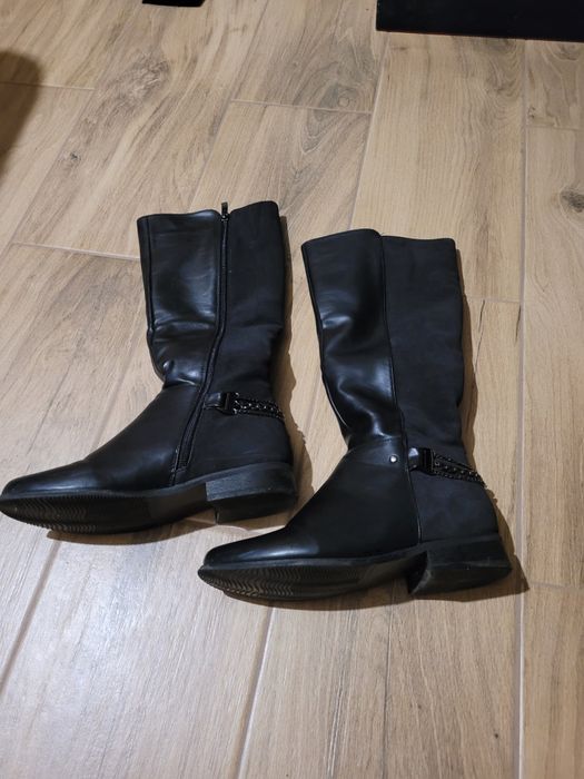 Kozaki Sergio Leone r. 36