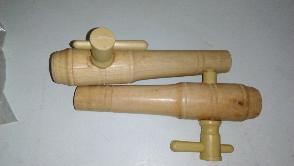 2 torneiras para pipo novas