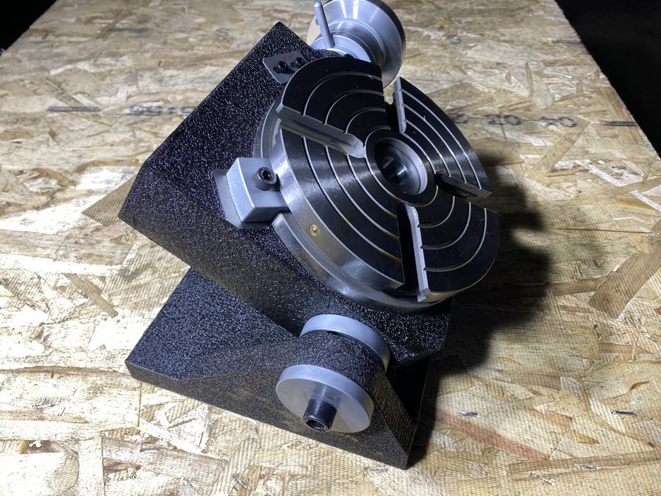 Универсальный поворотный стол 100-250 мм синусный, вертикальный