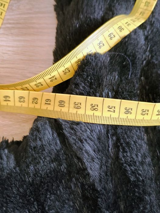 Futro naturalne dwa przetarcia rękaw 3/4 kimono czarne L/XL r