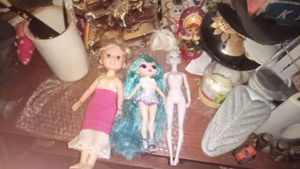 іграшки:кукли,пупси різні