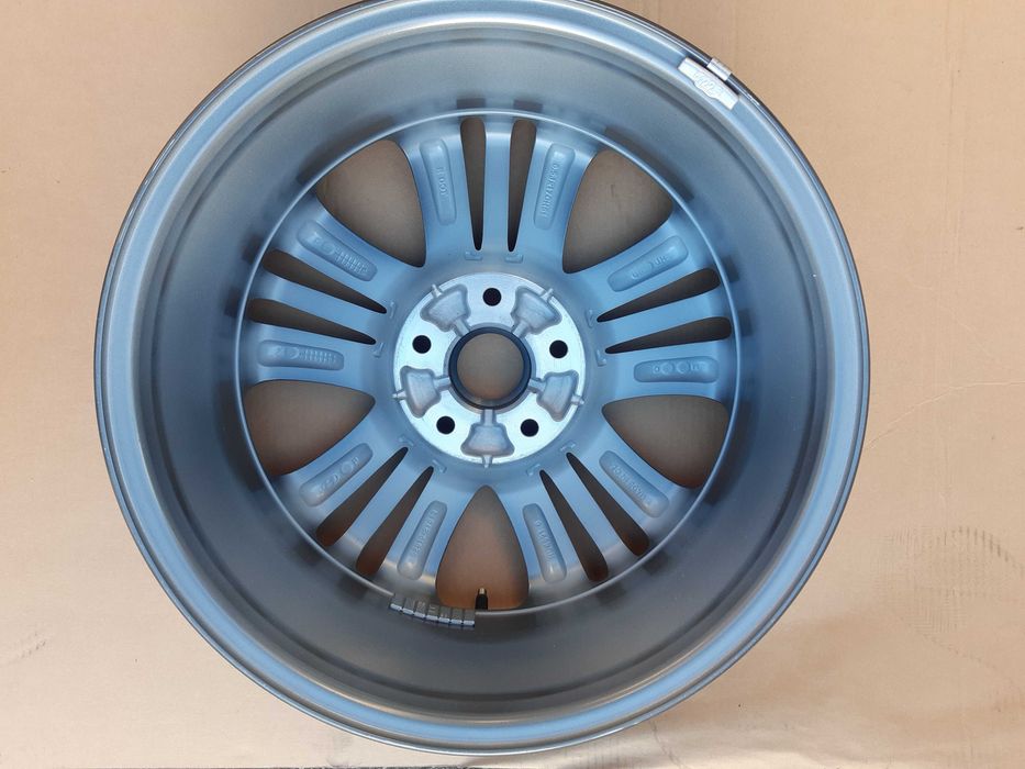 Oryginalne alufelgi Hyundai ix 35 2 szt.