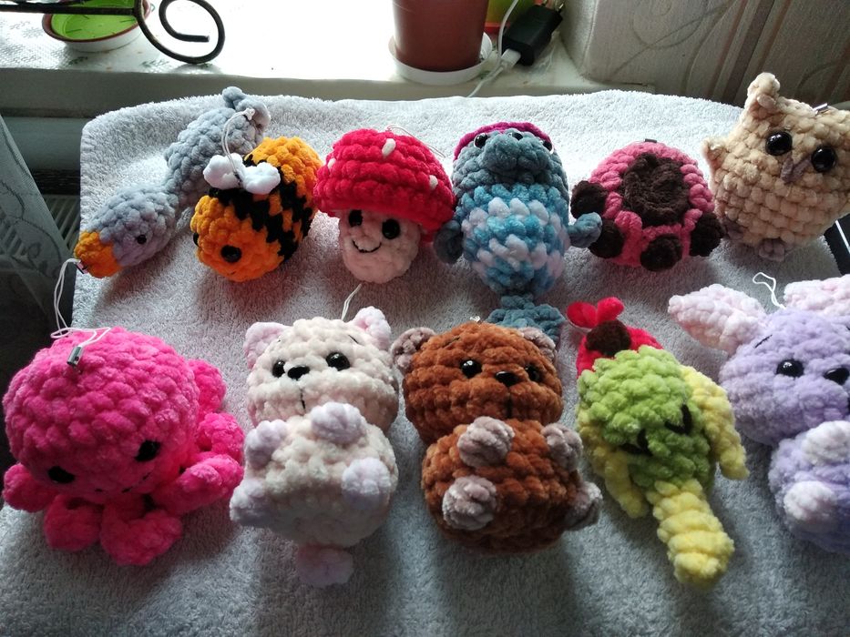 Плюшеві міні іграшки брелоки