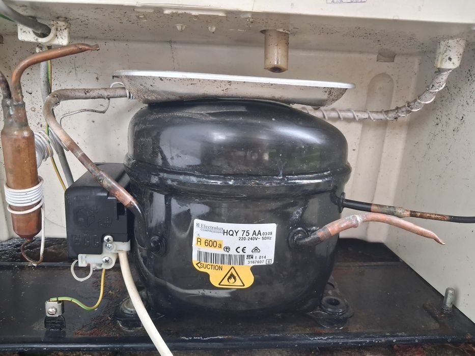 Продам мотор компресор Electrolux HQY 75 AA R 600 a