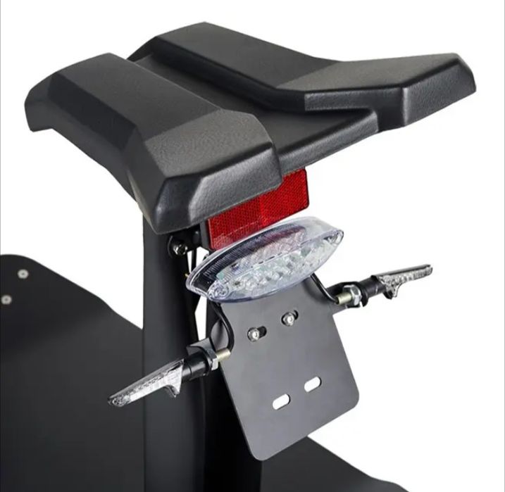 Trotinete elétrica Centauro 3000W matriculável com banco