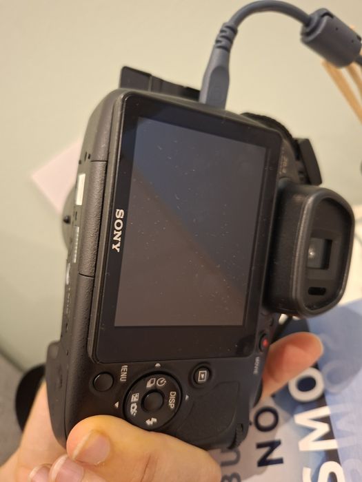 Sony Cyber-shot DSC-HX300 – 20.4MP – Zoom