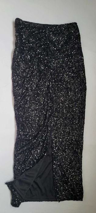 Міді, Спідниця в Паєтки