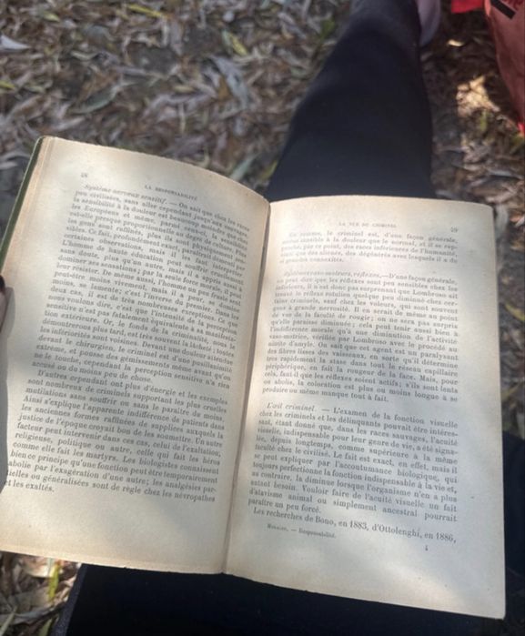 Livro raro 'la responsabilite'
