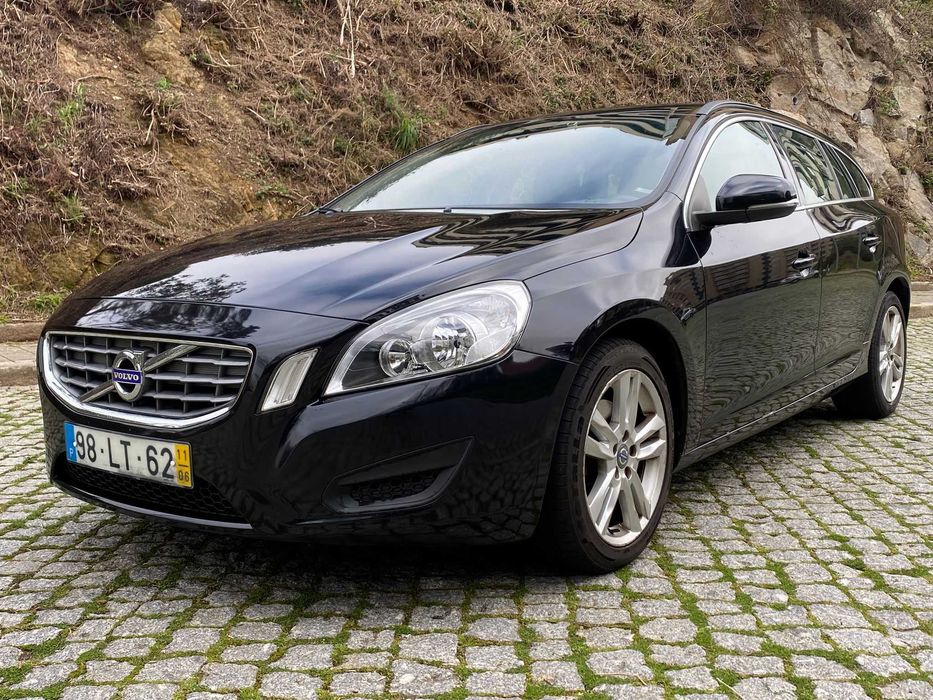 Volvo V60 1.6D Drive Junho de 2011