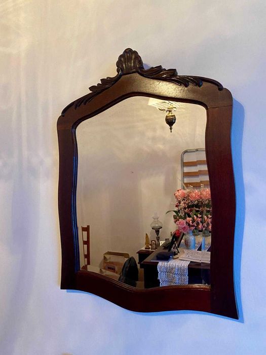 Conjunto mobília em madeira mogno