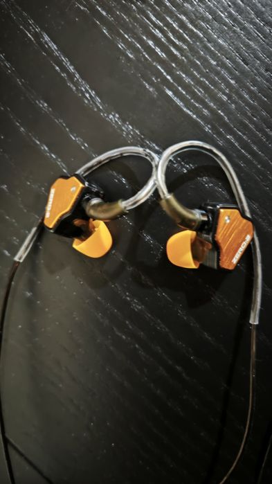 Iem 7hz x crinacle zero:2