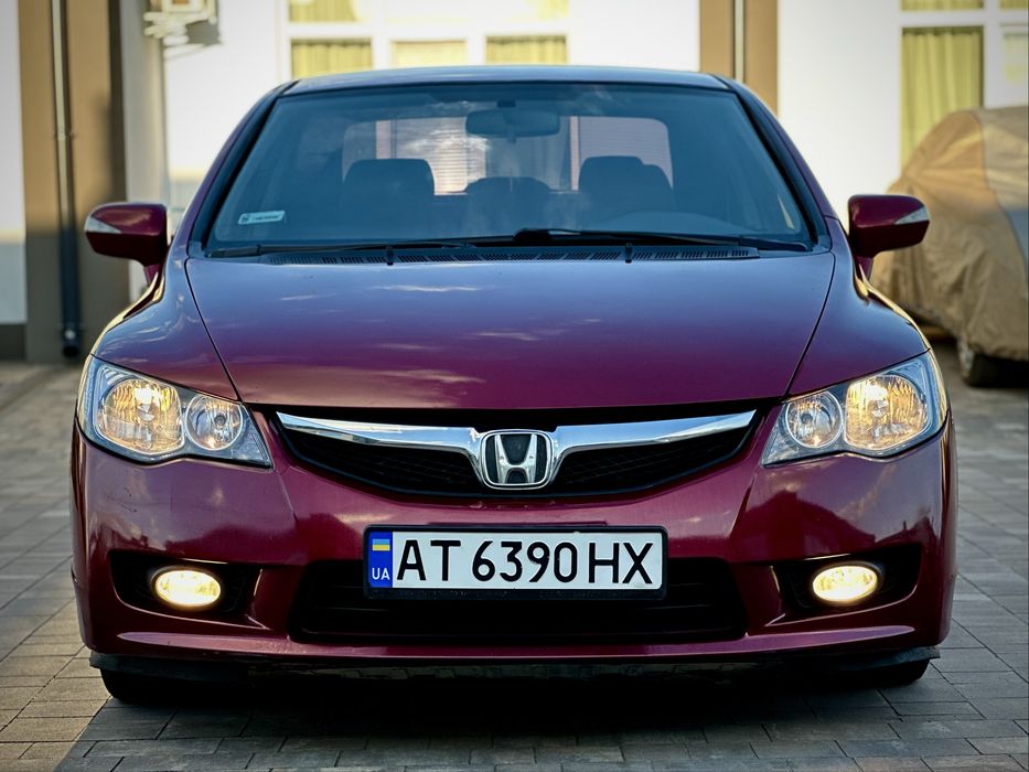 Honda Civic hybrid газ/бензин