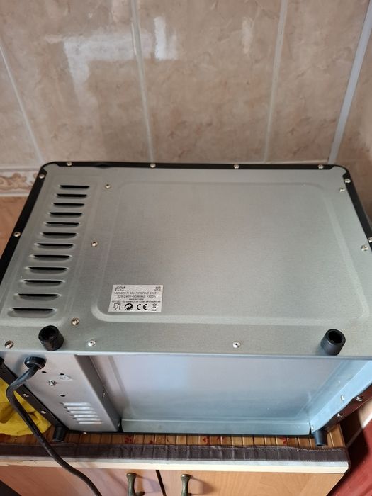 Мікрохвильова піч