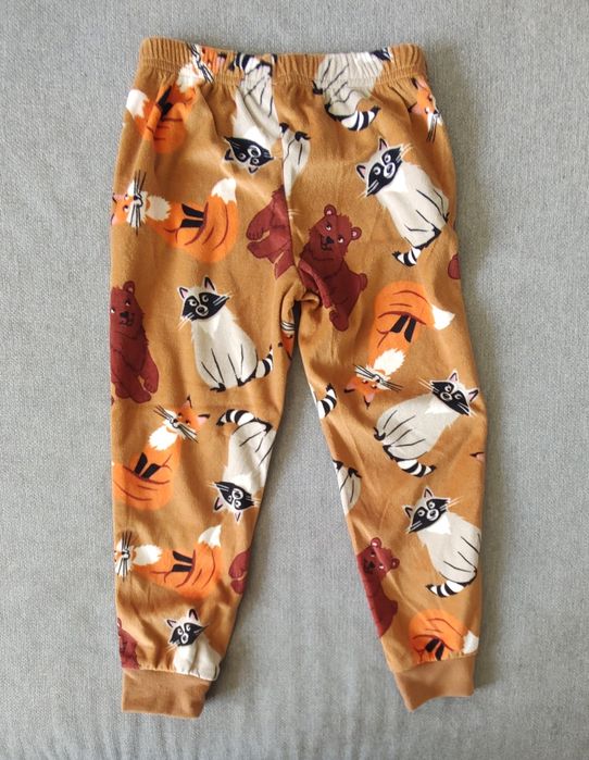 Piżama dwuczęściowe bluza i spodnie roz 98-104